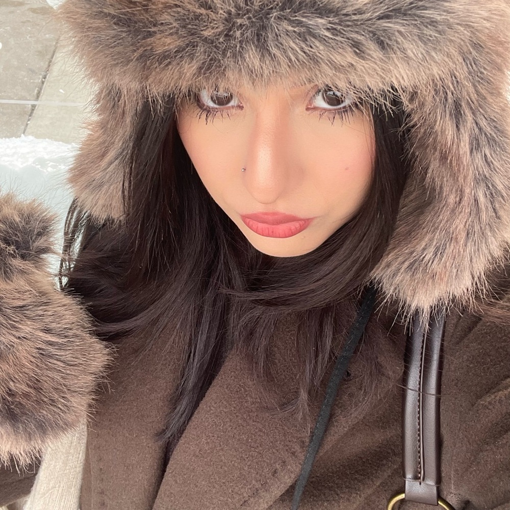 Meet your Posher, Valerie